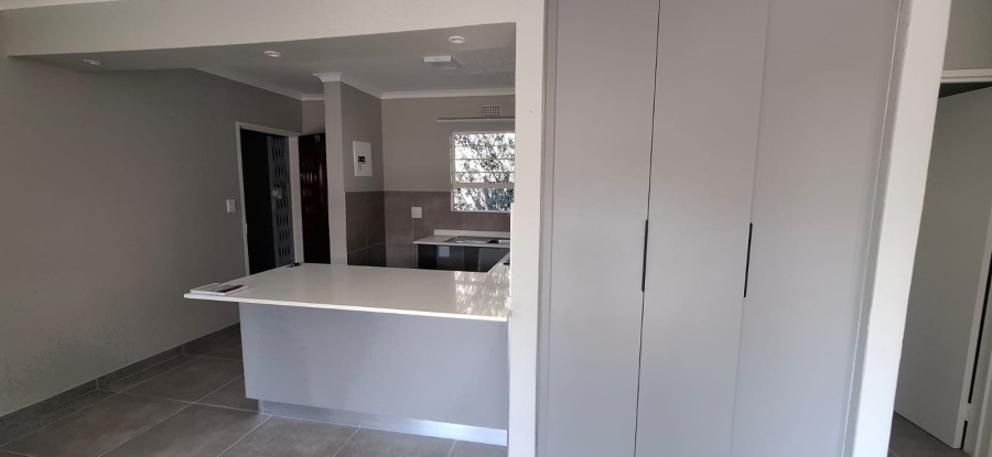 2 Bedroom Property for Sale in La Montagne Gauteng