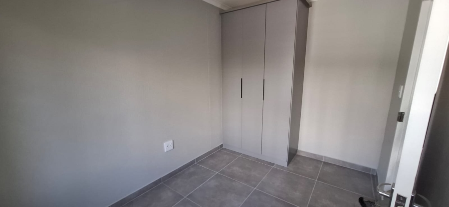 2 Bedroom Property for Sale in La Montagne Gauteng