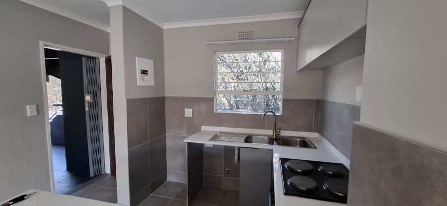 2 Bedroom Property for Sale in La Montagne Gauteng