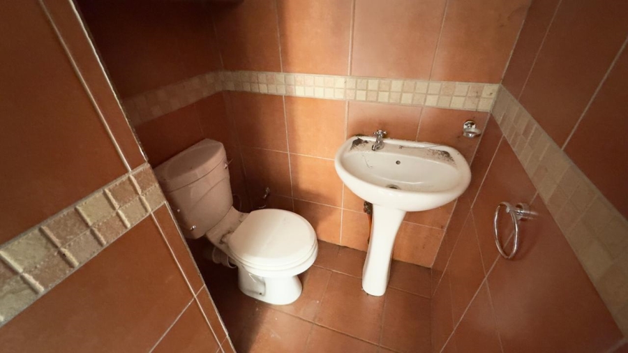 To Let 4 Bedroom Property for Rent in Monument Park Gauteng