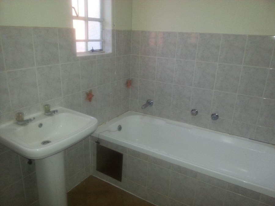 3 Bedroom Property for Sale in Marais Steyn Park Gauteng