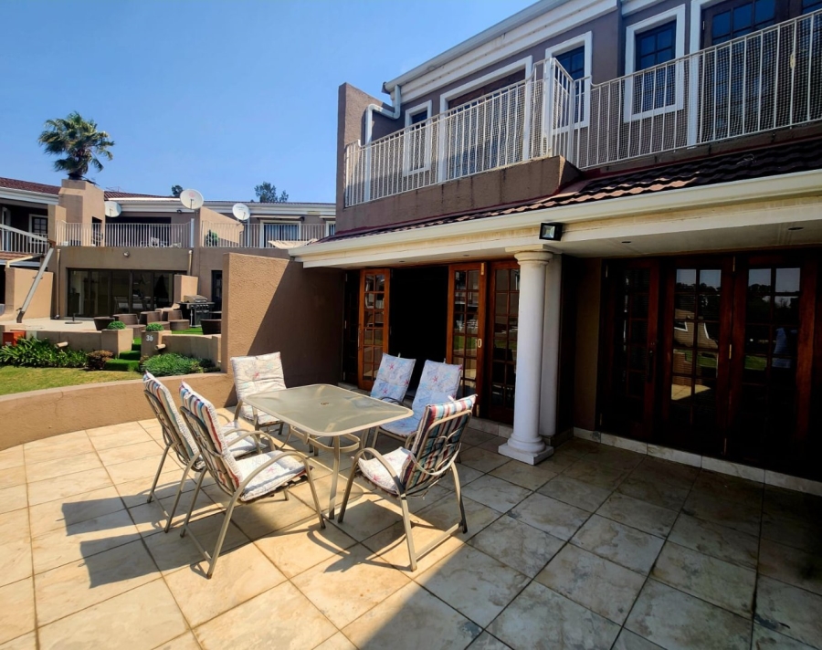 4 Bedroom Property for Sale in Three Rivers Gauteng