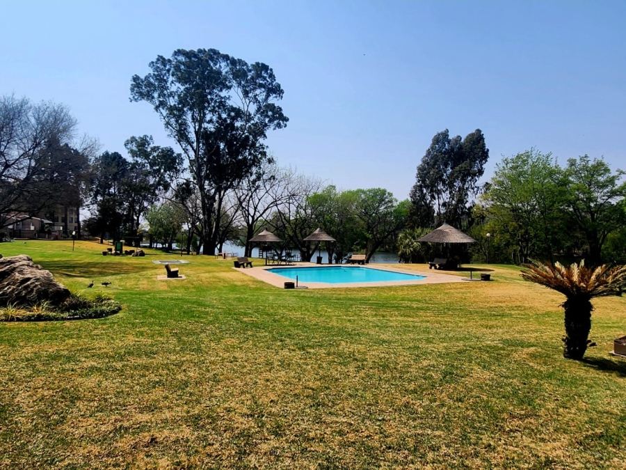 4 Bedroom Property for Sale in Three Rivers Gauteng
