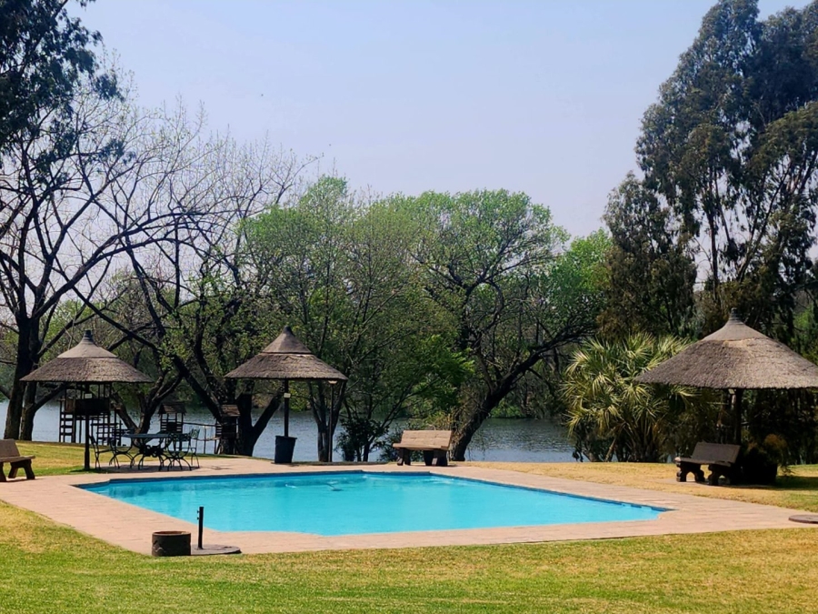 4 Bedroom Property for Sale in Three Rivers Gauteng