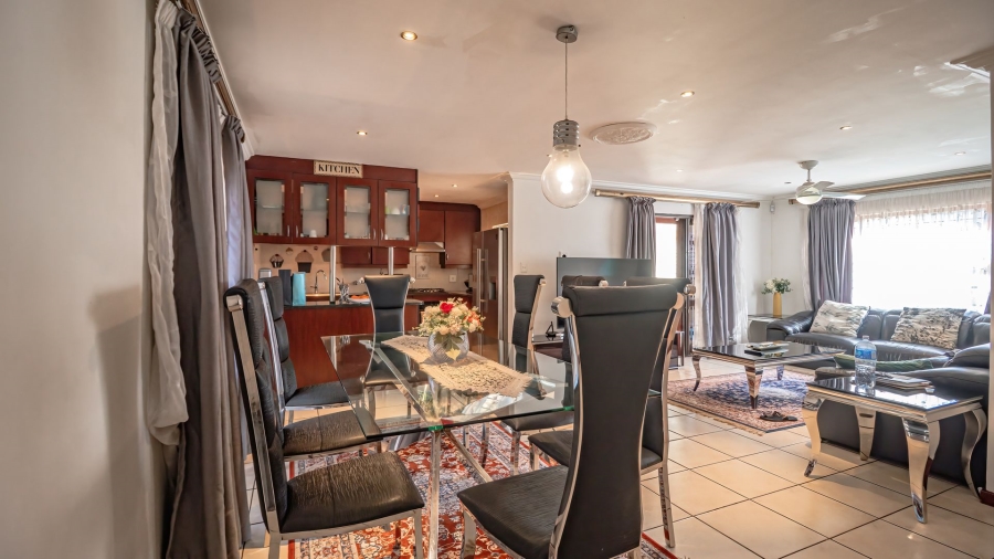 3 Bedroom Property for Sale in Greenstone Hill Gauteng