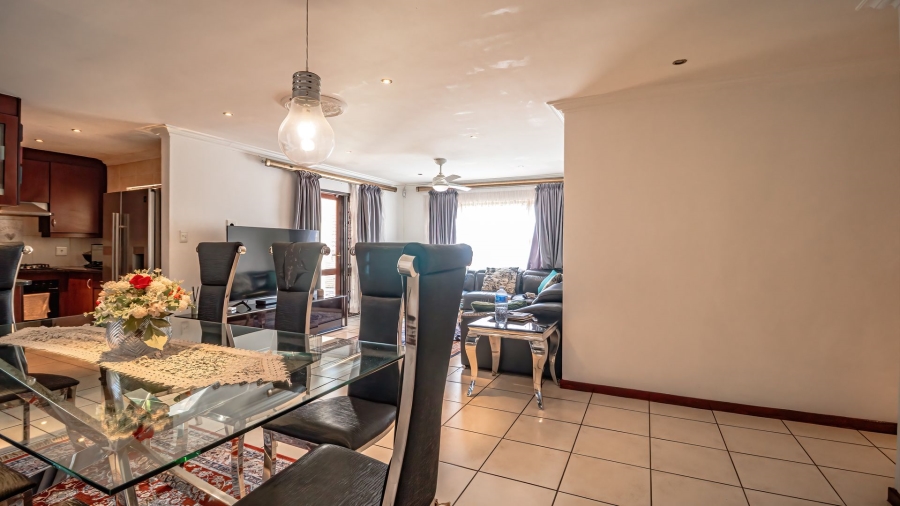 3 Bedroom Property for Sale in Greenstone Hill Gauteng
