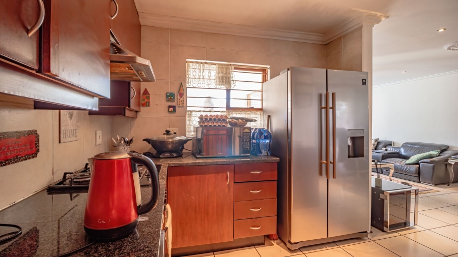 3 Bedroom Property for Sale in Greenstone Hill Gauteng