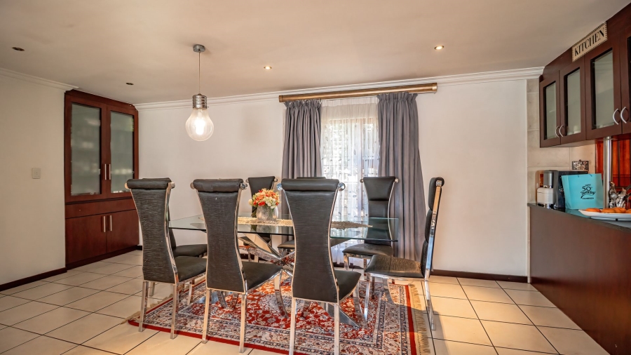 3 Bedroom Property for Sale in Greenstone Hill Gauteng