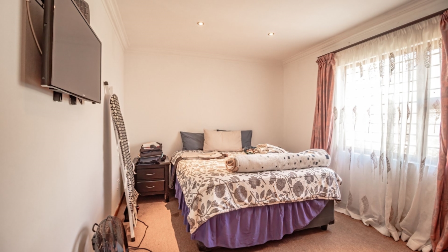 3 Bedroom Property for Sale in Greenstone Hill Gauteng