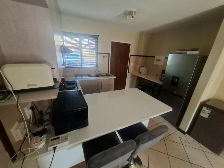 To Let 2 Bedroom Property for Rent in Karenpark Gauteng