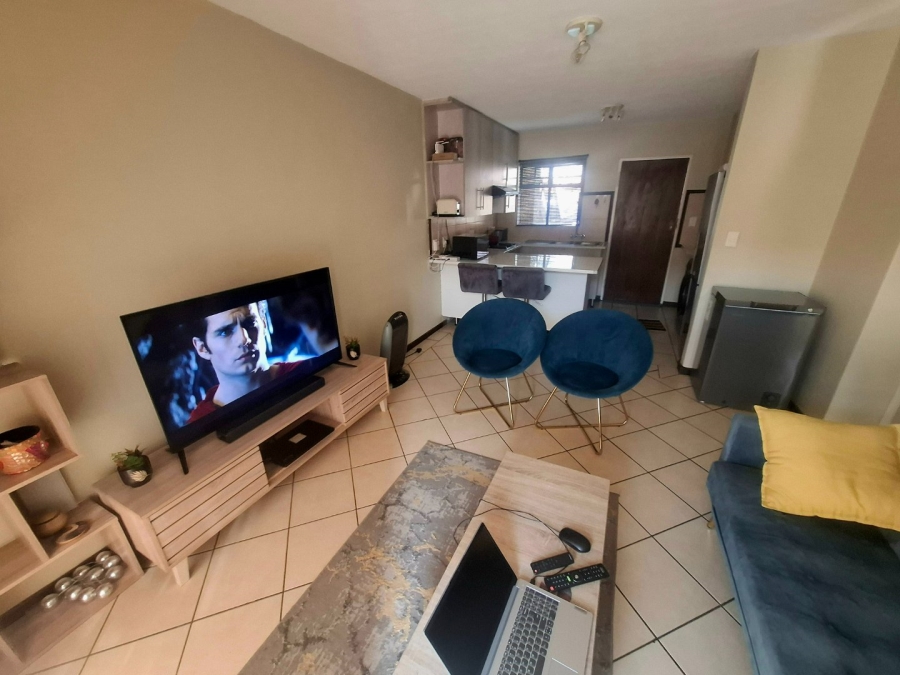 To Let 2 Bedroom Property for Rent in Karenpark Gauteng