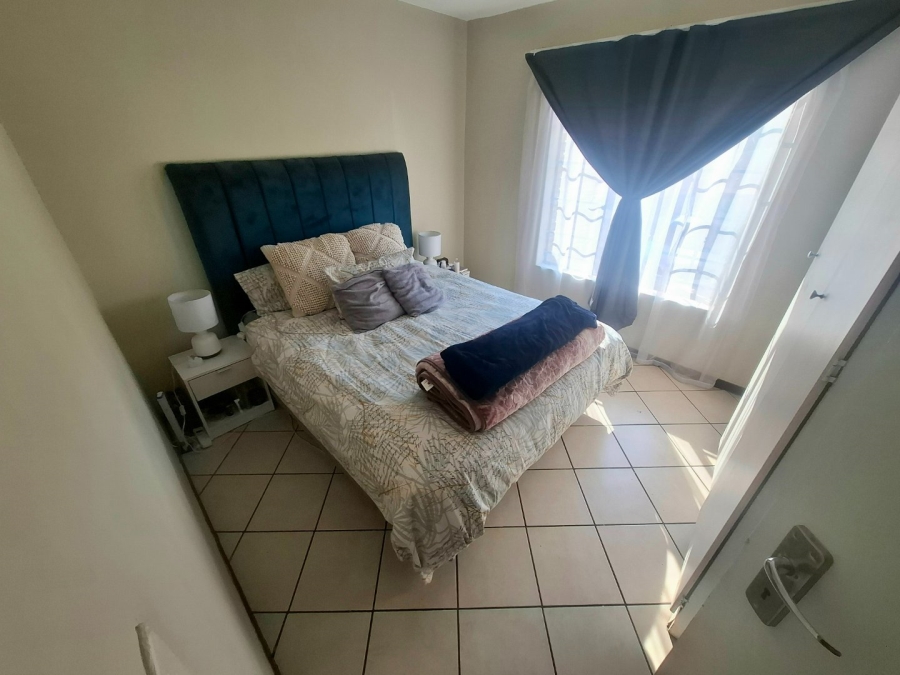 To Let 2 Bedroom Property for Rent in Karenpark Gauteng