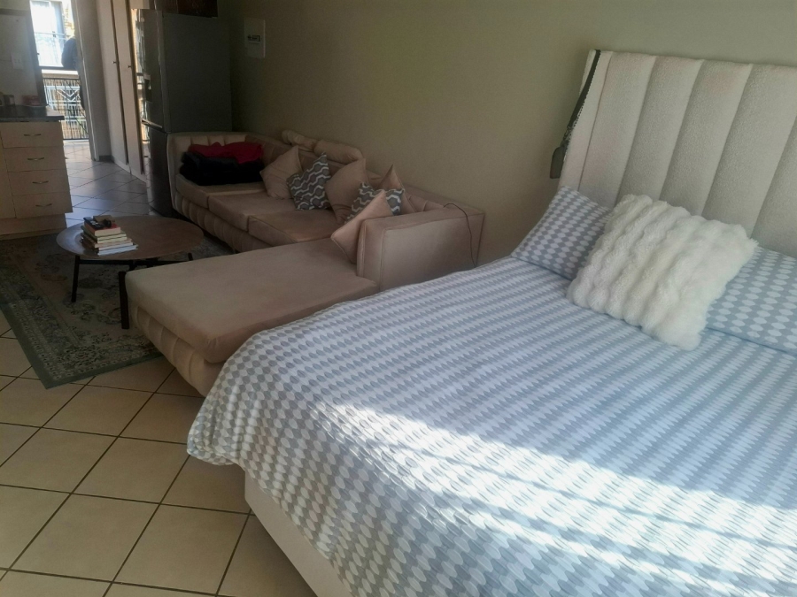 1 Bedroom Property for Sale in Karenpark Gauteng