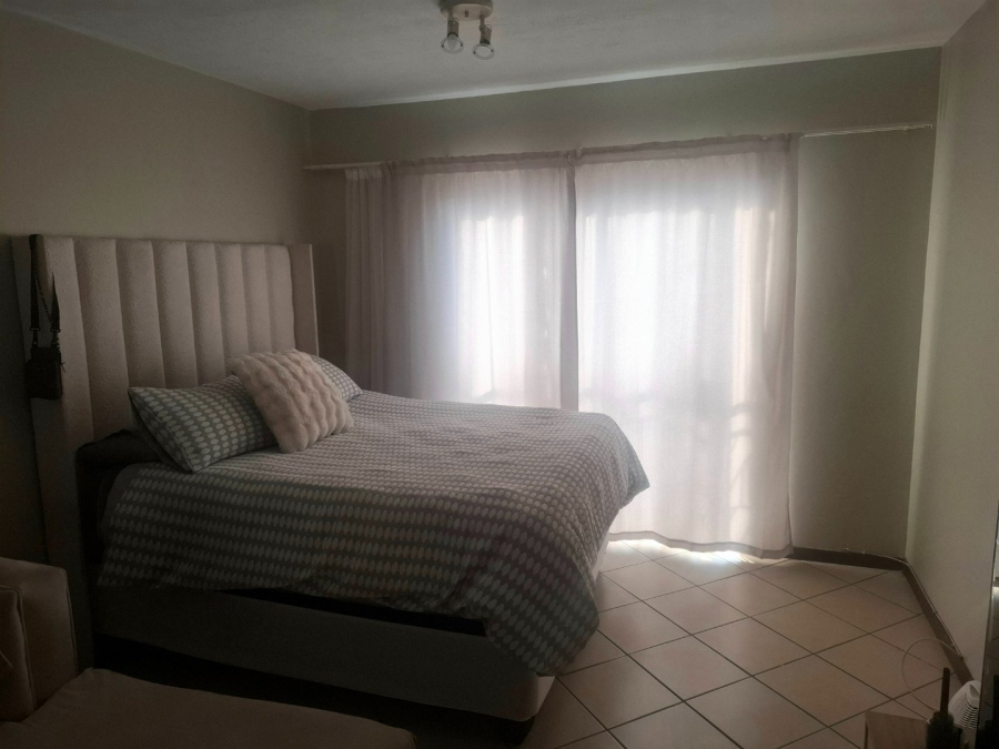 1 Bedroom Property for Sale in Karenpark Gauteng