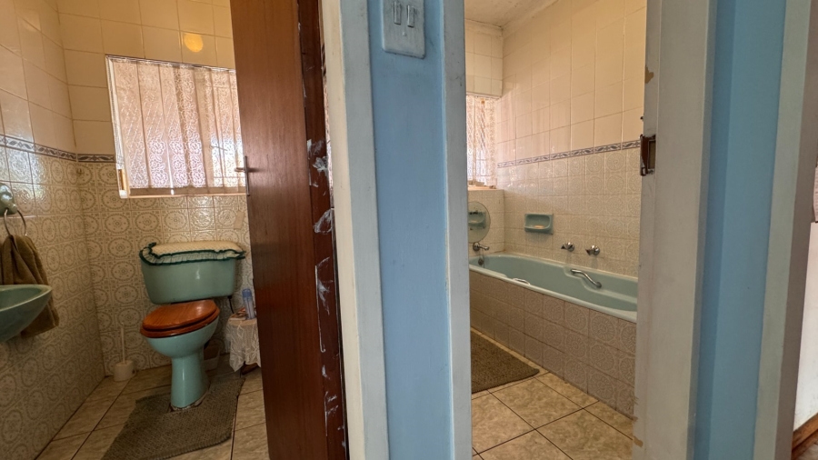 3 Bedroom Property for Sale in Vanderbijlpark SE 7 Gauteng