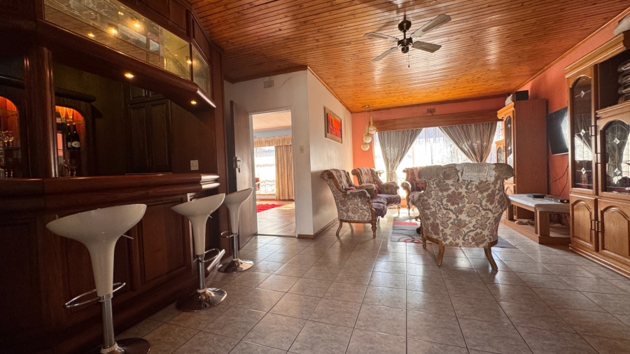 3 Bedroom Property for Sale in Vanderbijlpark SE 7 Gauteng