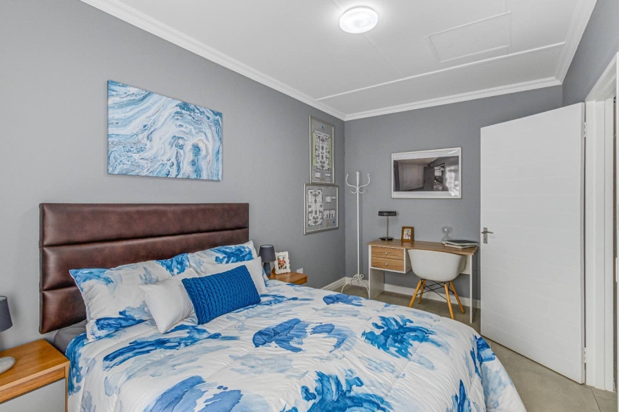To Let 4 Bedroom Property for Rent in Glen Austin Gauteng