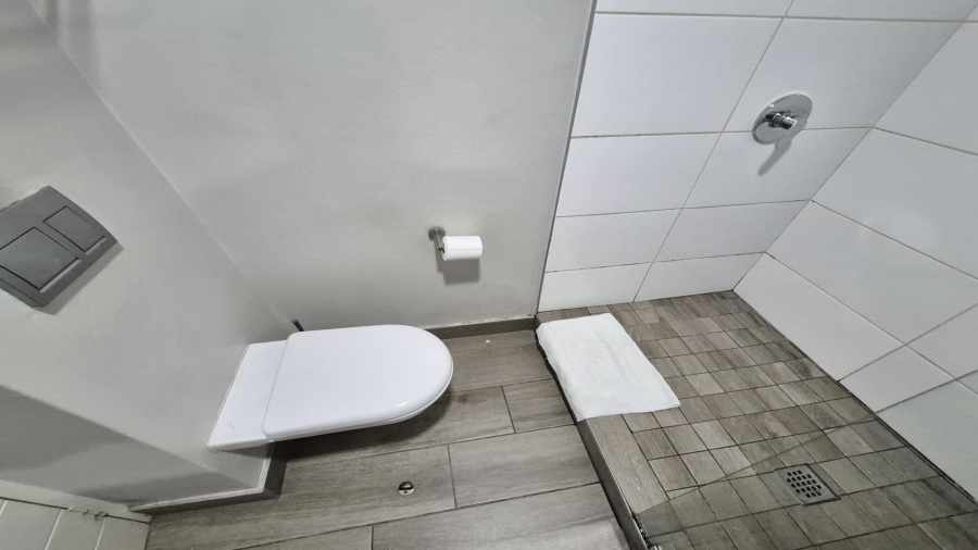 1 Bedroom Property for Sale in Ashlea Gardens Gauteng