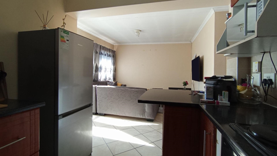 2 Bedroom Property for Sale in Noordwyk Gauteng