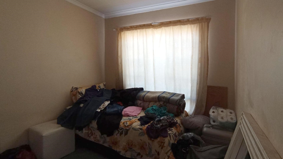 2 Bedroom Property for Sale in Noordwyk Gauteng