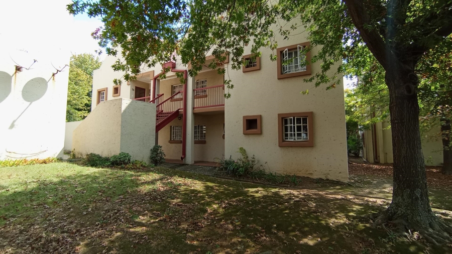 2 Bedroom Property for Sale in Noordwyk Gauteng