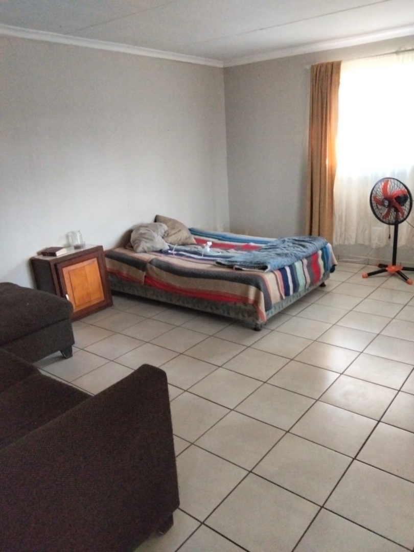 To Let 2 Bedroom Property for Rent in Putfontein Gauteng