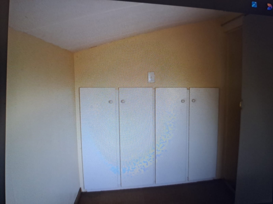 To Let 2 Bedroom Property for Rent in Putfontein Gauteng