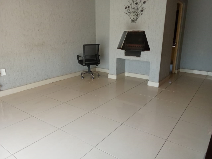 4 Bedroom Property for Sale in Ormonde Gauteng