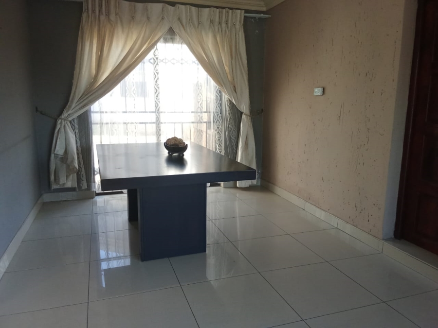 4 Bedroom Property for Sale in Ormonde Gauteng