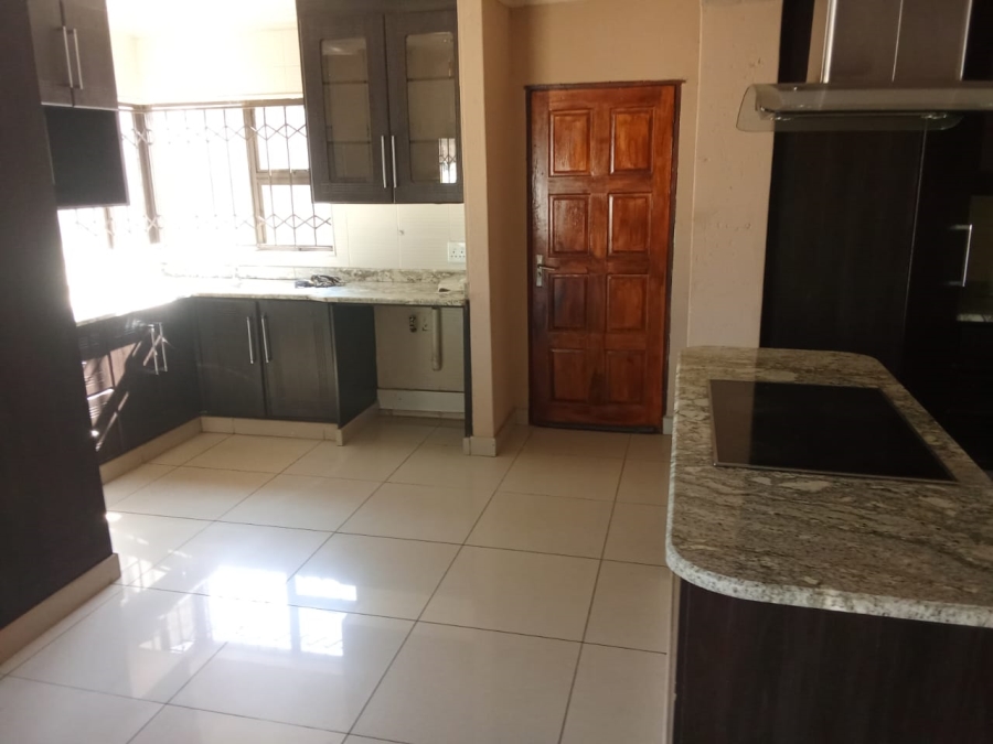 4 Bedroom Property for Sale in Ormonde Gauteng