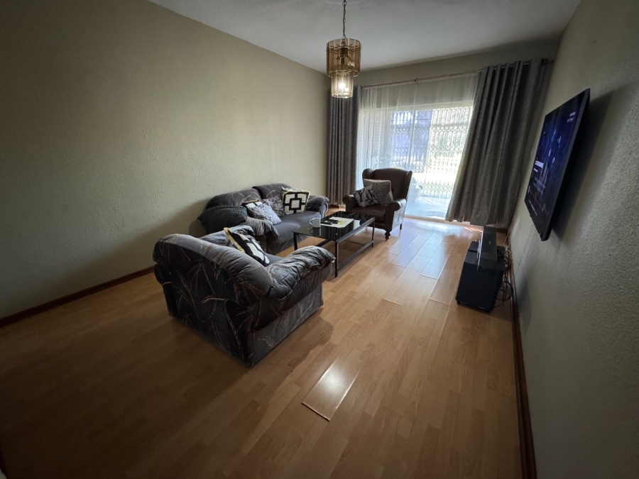 2 Bedroom Property for Sale in Edleen Gauteng