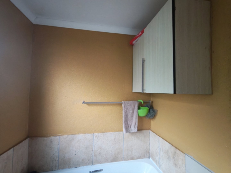2 Bedroom Property for Sale in Lotus Gardens Gauteng