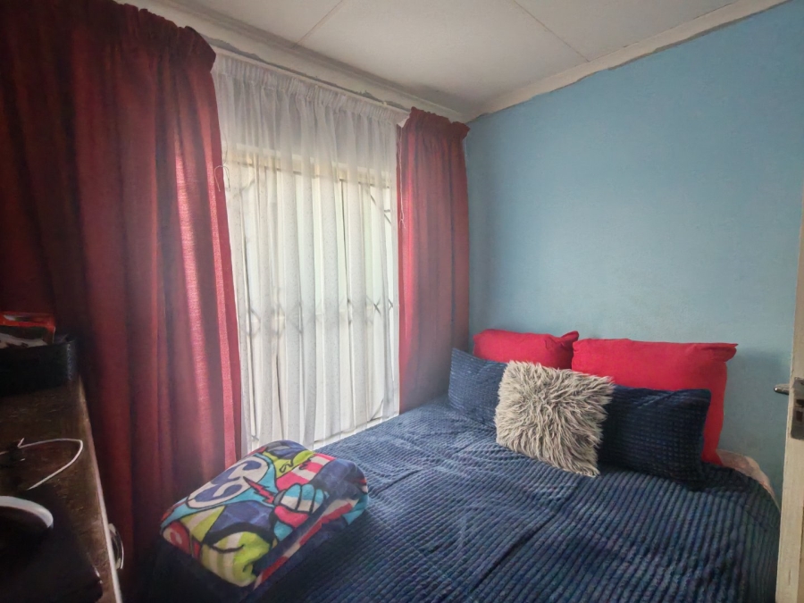 2 Bedroom Property for Sale in Lotus Gardens Gauteng