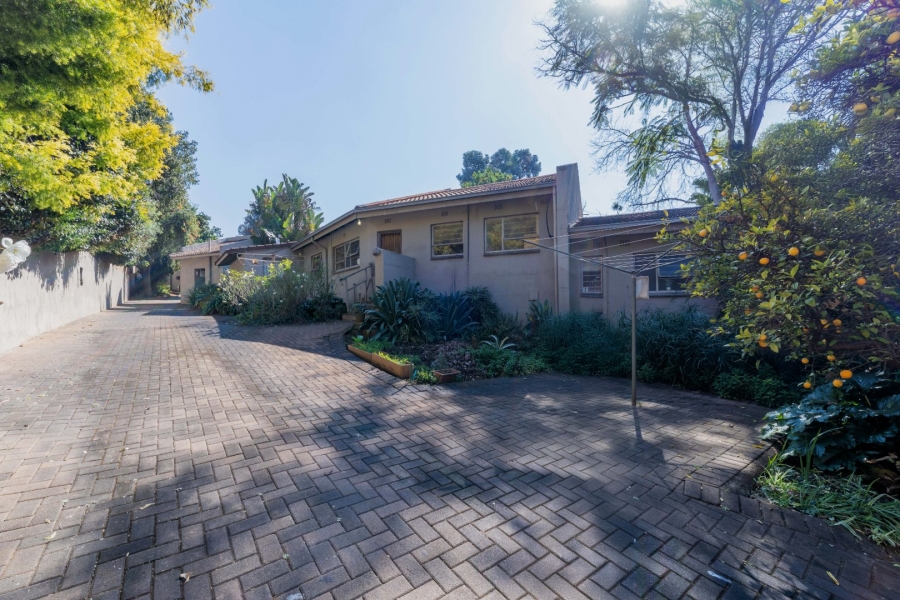 To Let 3 Bedroom Property for Rent in Fairland Gauteng