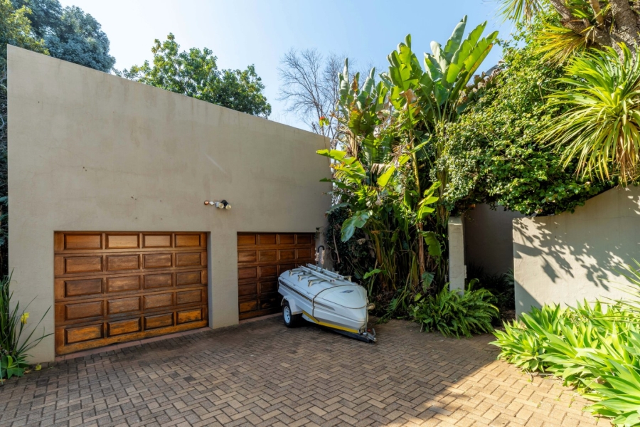 To Let 3 Bedroom Property for Rent in Fairland Gauteng