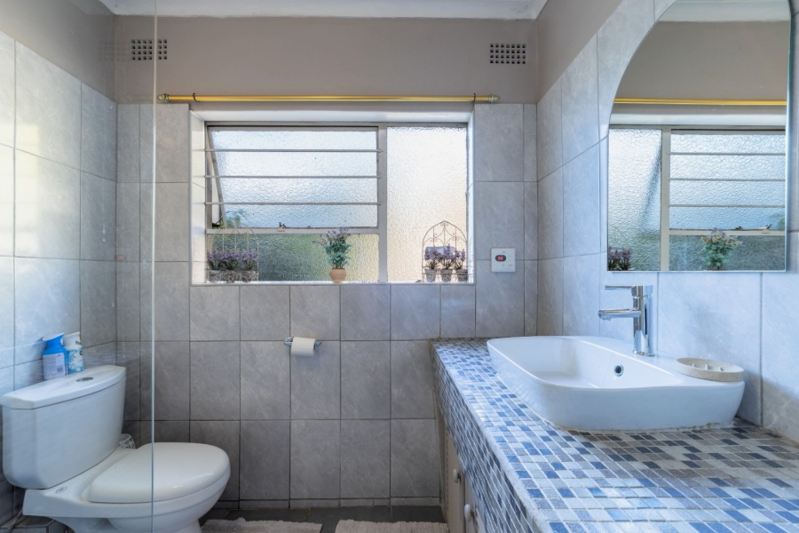 To Let 3 Bedroom Property for Rent in Fairland Gauteng