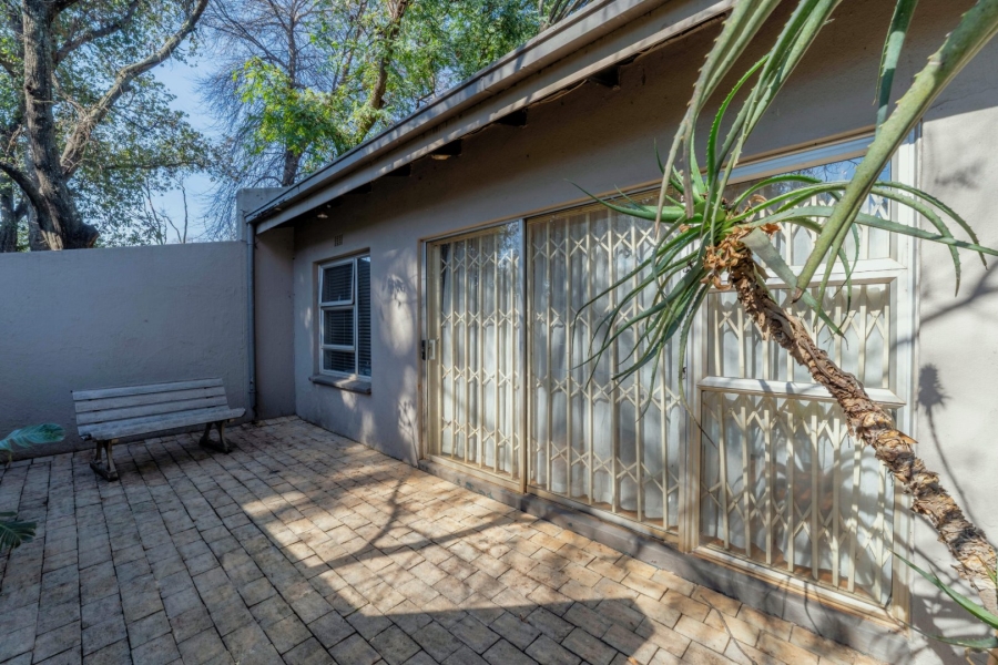 To Let 3 Bedroom Property for Rent in Fairland Gauteng