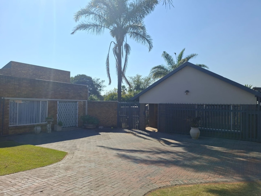 3 Bedroom Property for Sale in Rant En Dal Gauteng