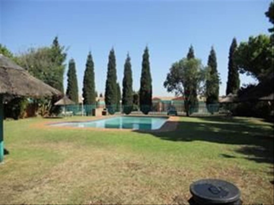 2 Bedroom Property for Sale in Witfield Gauteng