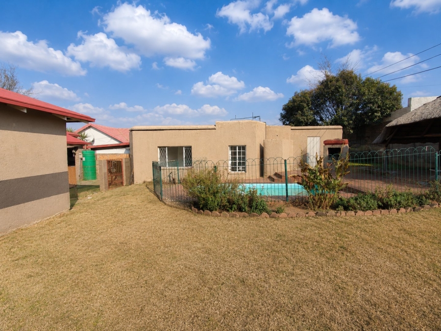 2 Bedroom Property for Sale in Gerdview Gauteng