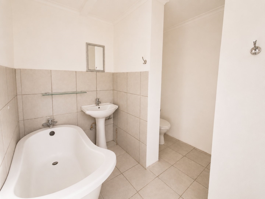 2 Bedroom Property for Sale in Gerdview Gauteng