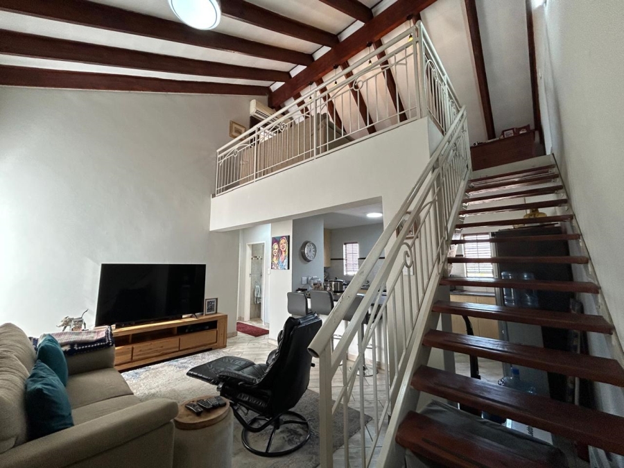1 Bedroom Property for Sale in Eco Park Gauteng