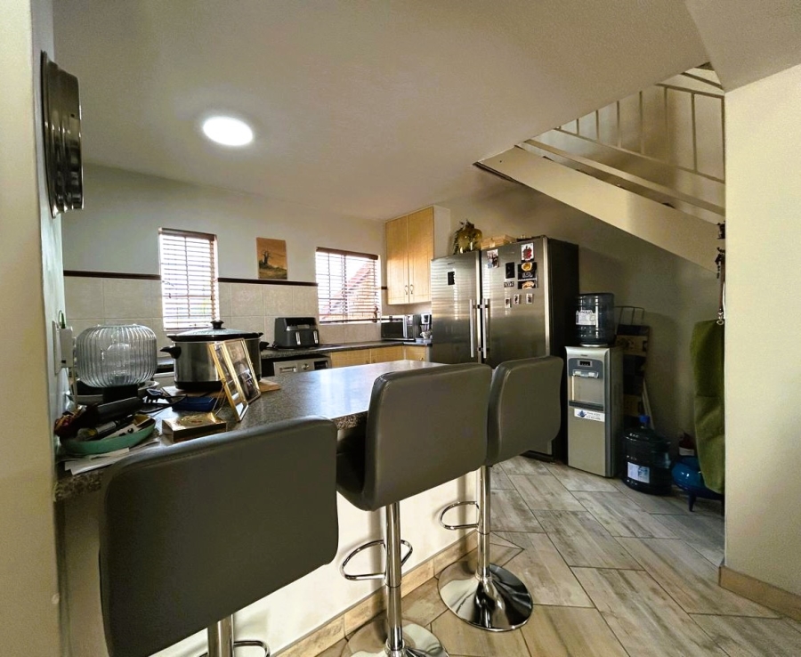 1 Bedroom Property for Sale in Eco Park Gauteng