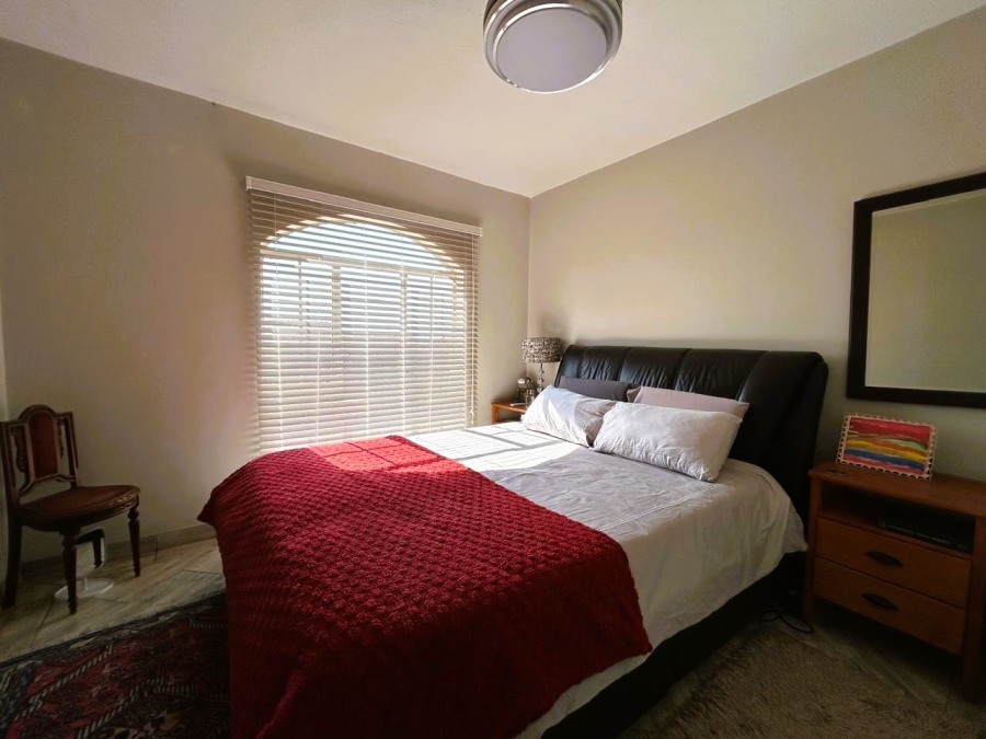1 Bedroom Property for Sale in Eco Park Gauteng