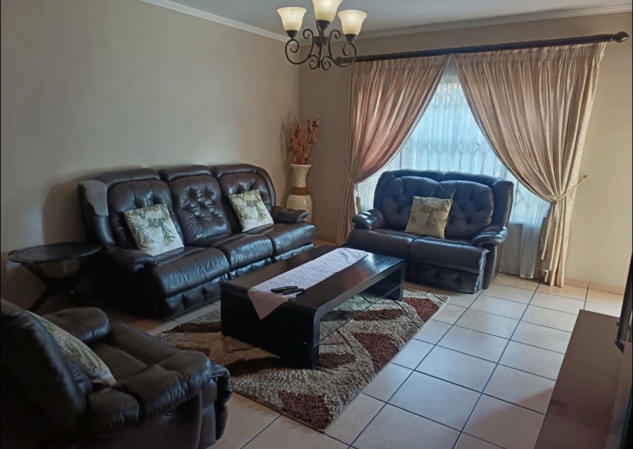 4 Bedroom Property for Sale in Amberfield Ridge Gauteng