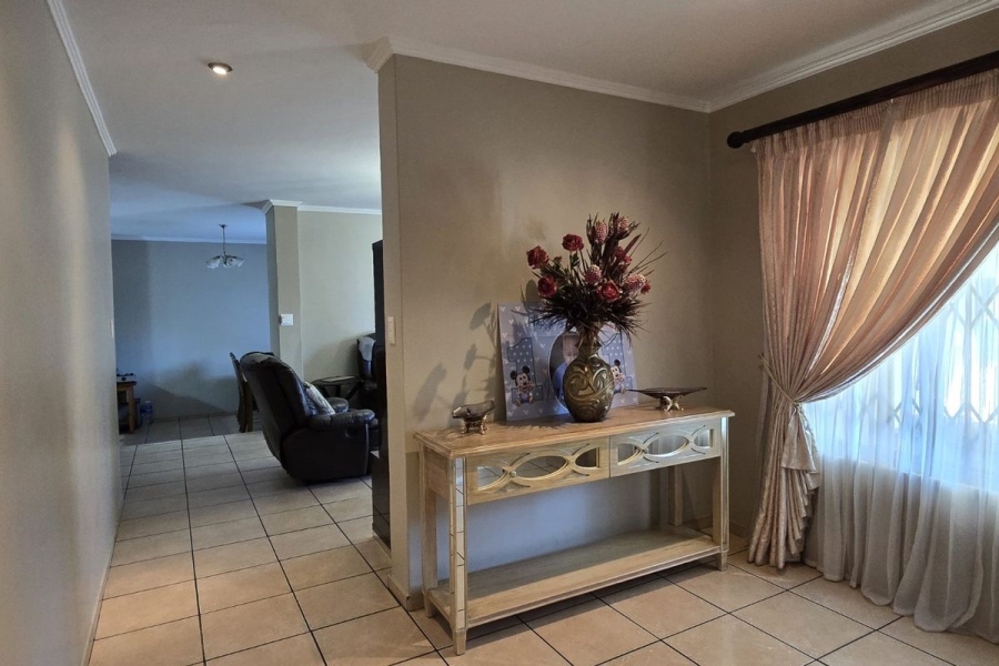 4 Bedroom Property for Sale in Amberfield Ridge Gauteng
