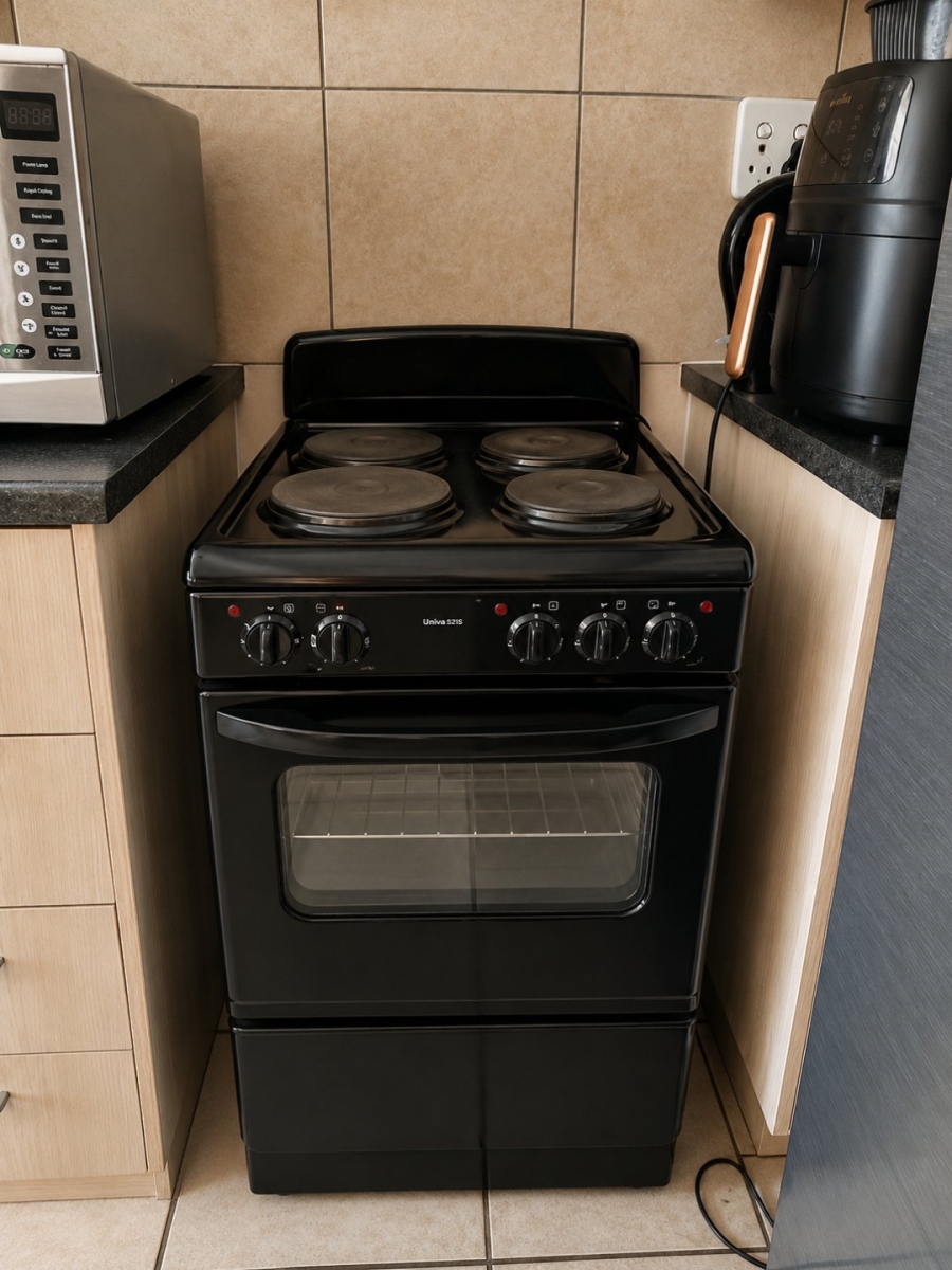 1 Bedroom Property for Sale in Crystal Park Gauteng