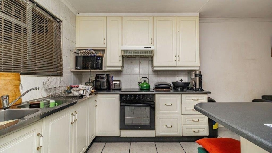 2 Bedroom Property for Sale in Brentwood Park AH Gauteng