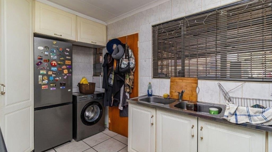 2 Bedroom Property for Sale in Brentwood Park AH Gauteng