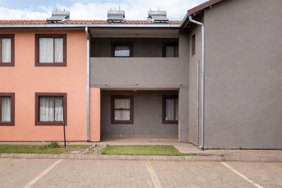 2 Bedroom Property for Sale in Nooitgedacht A H Gauteng